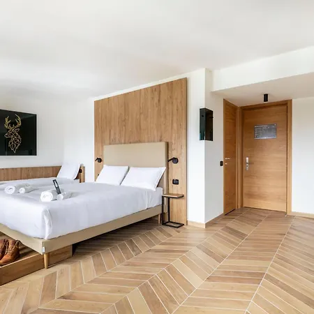 Passo Tre Croci Cortina Hotel